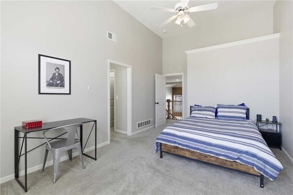 1729 NE Woodland Shores Court — photo 44