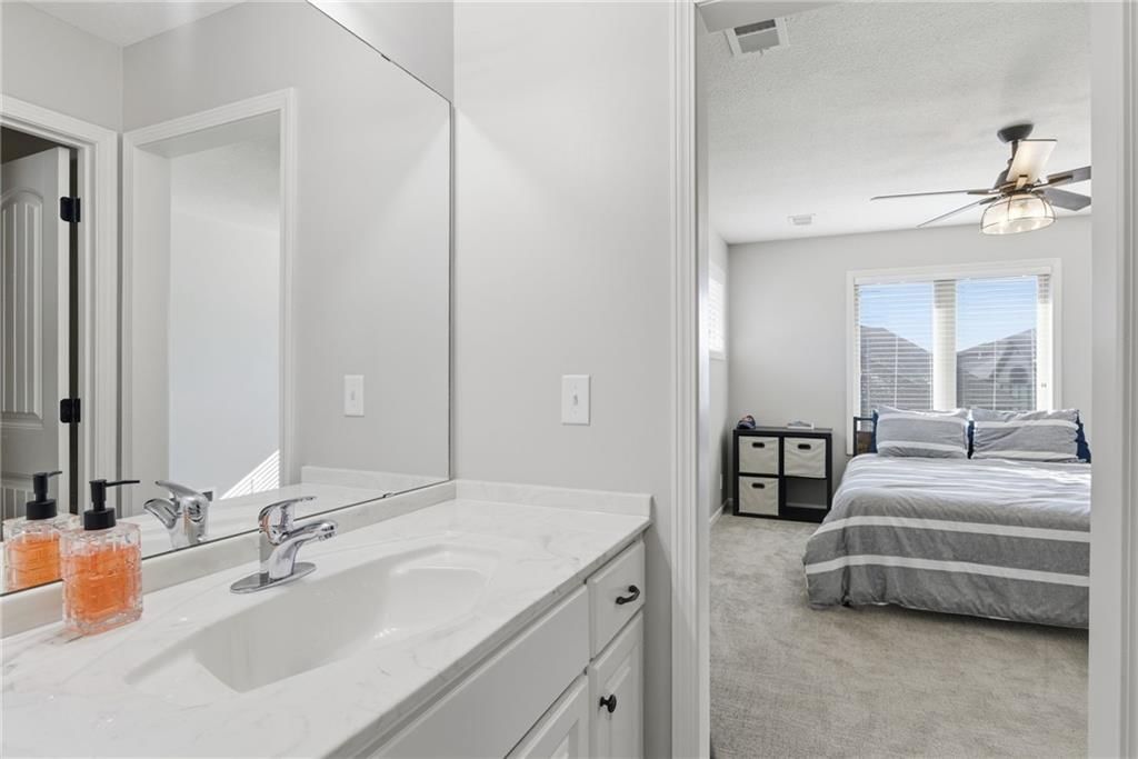 1729 NE Woodland Shores Court — photo 46