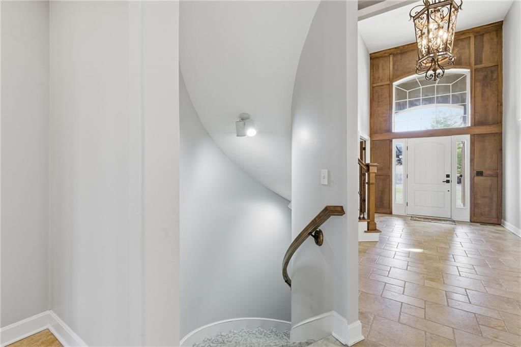1729 NE Woodland Shores Court — photo 50