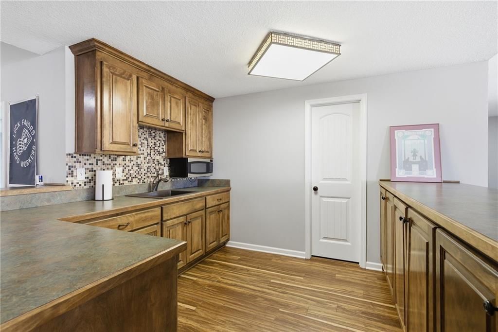 1729 NE Woodland Shores Court — photo 57