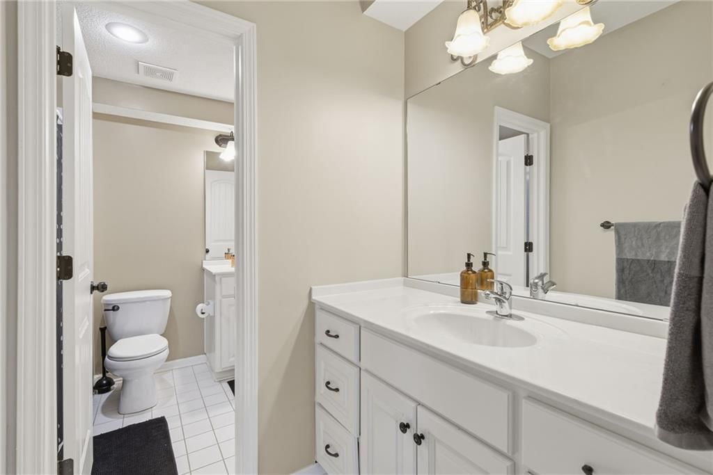 1729 NE Woodland Shores Court — photo 68