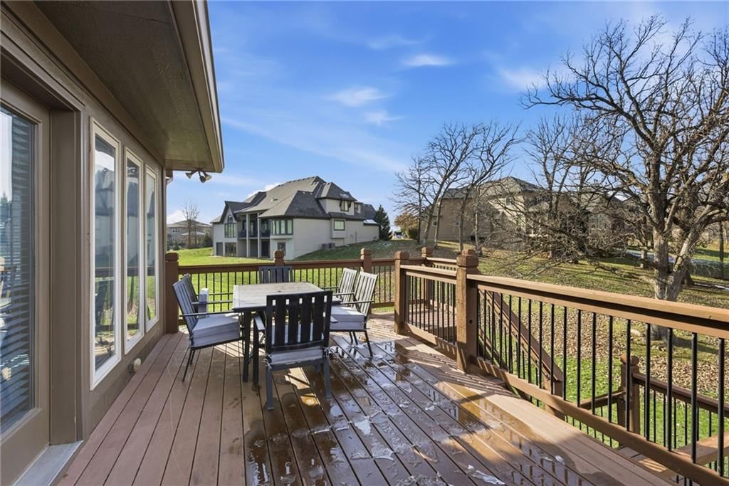 1729 NE Woodland Shores Court — photo 72