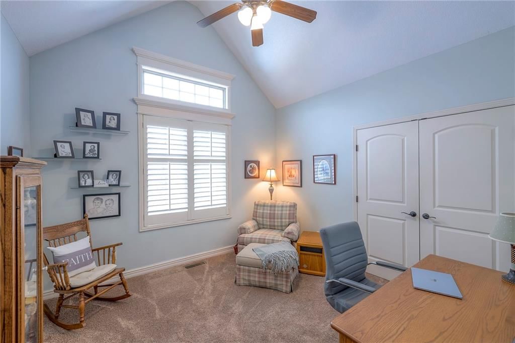 2313 NE Sweet Water Drive — photo 27