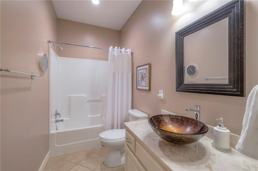 2313 NE Sweet Water Drive — photo 28