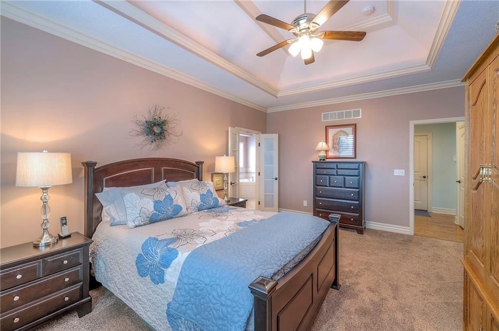 2313 NE Sweet Water Drive — photo 31