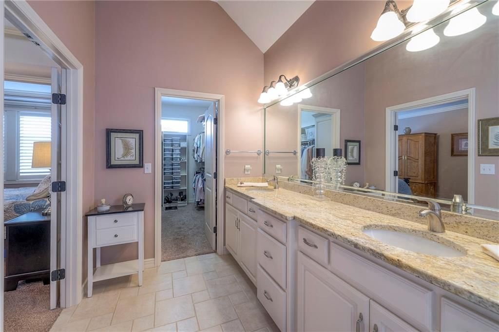 2313 NE Sweet Water Drive — photo 34