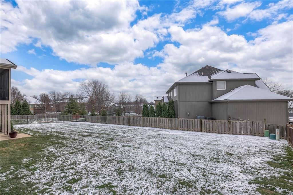 2313 NE Sweet Water Drive — photo 50