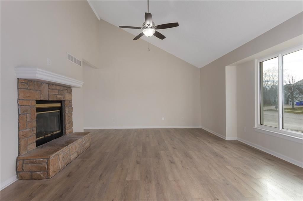 509 S Stone Creek Drive — photo 2