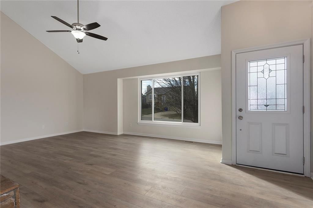 509 S Stone Creek Drive — photo 3