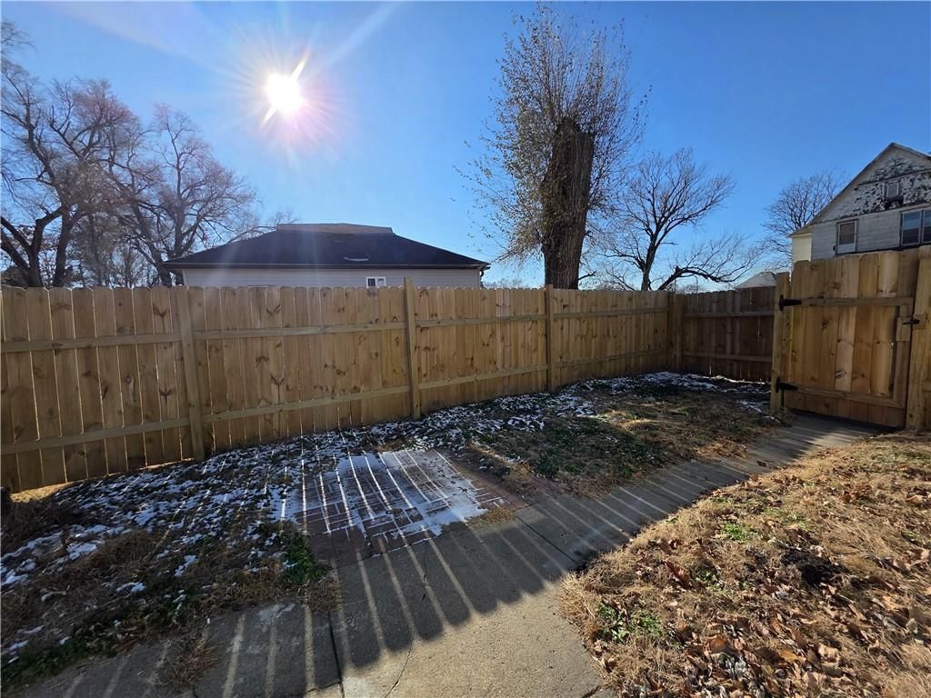1202 Sacramento Street — photo 28