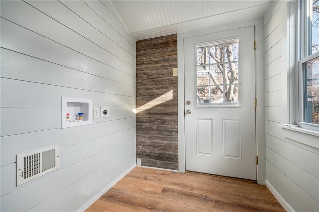 3953 Wyoming Street — photo 15