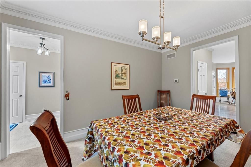 7729 ACUFF Lane — photo 9