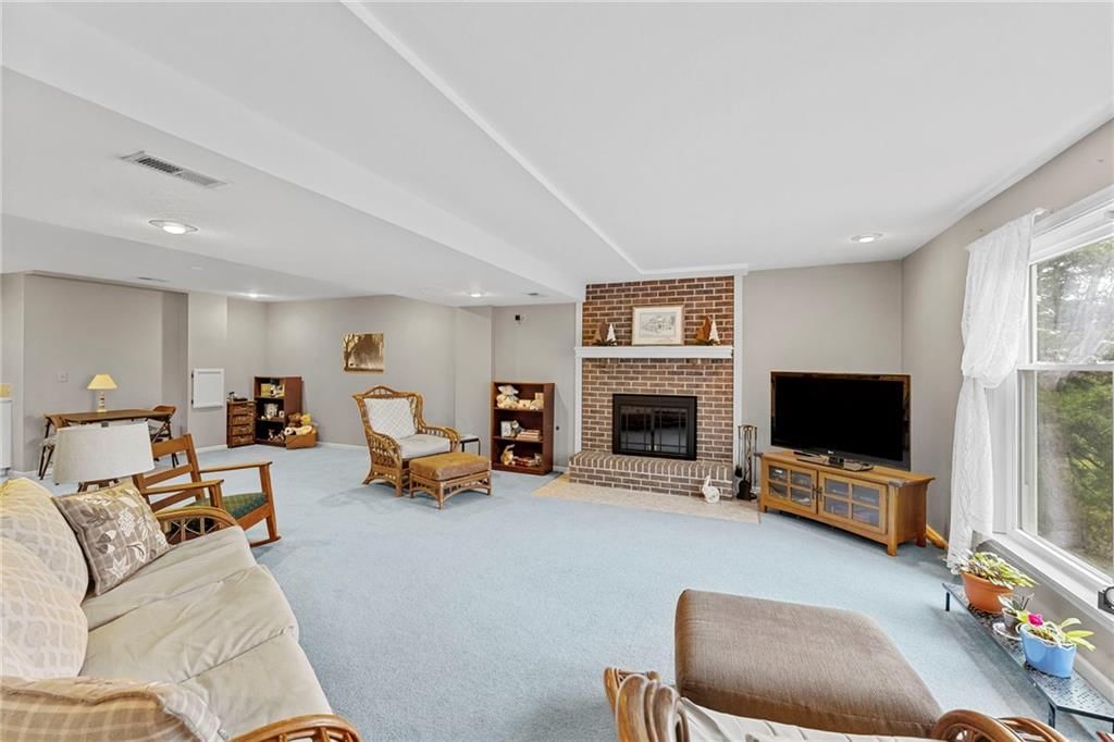7729 ACUFF Lane — photo 47