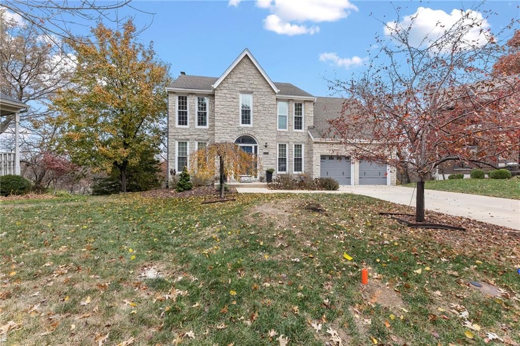 7729 ACUFF Lane — photo 76