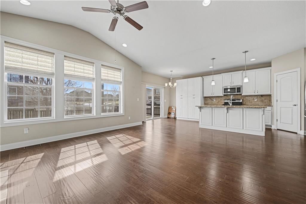 23613 W 91st Terrace — photo 12