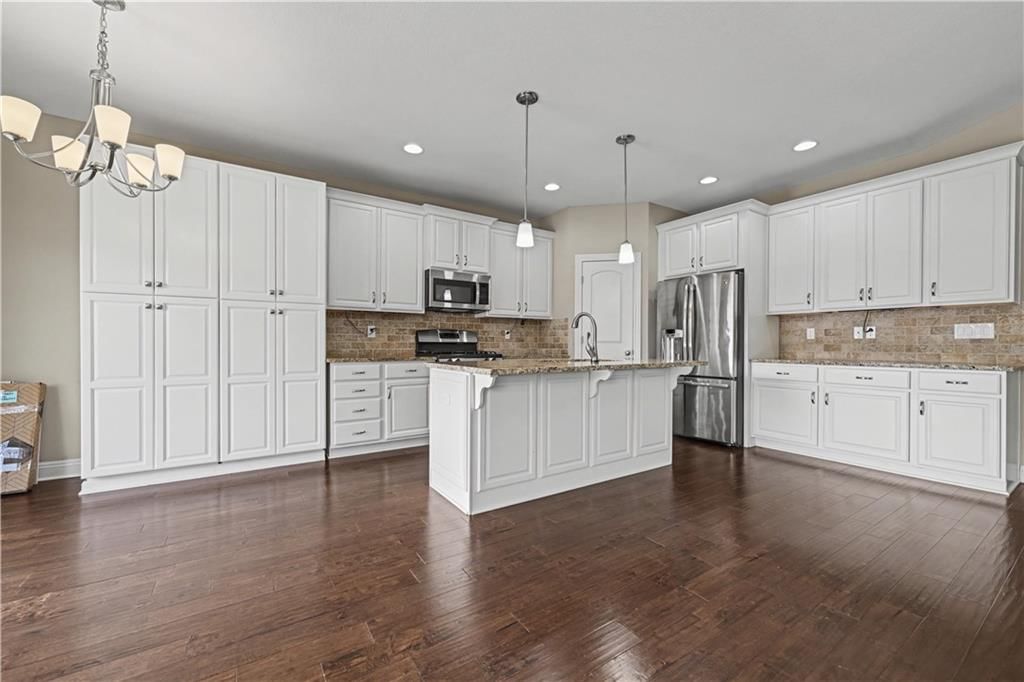 23613 W 91st Terrace — photo 13