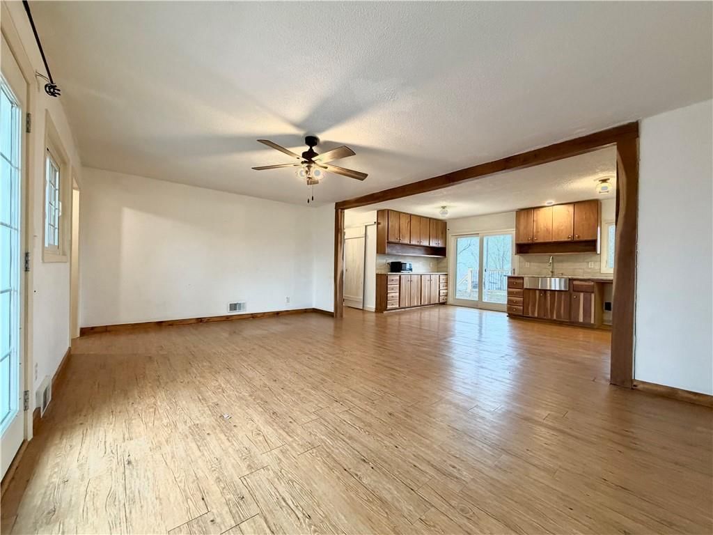 299 S Lynn Street — photo 5