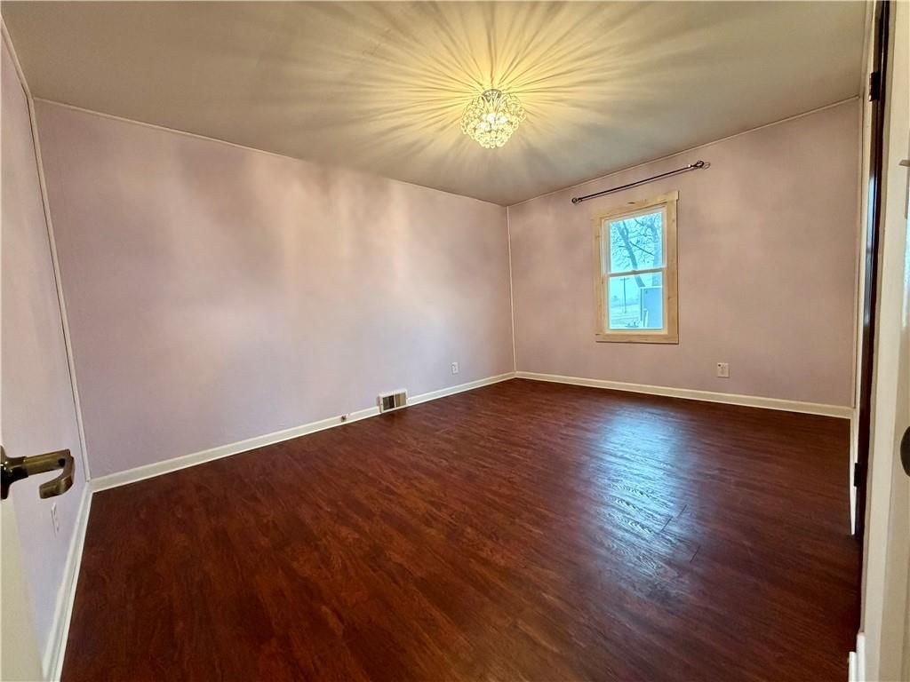 299 S Lynn Street — photo 17