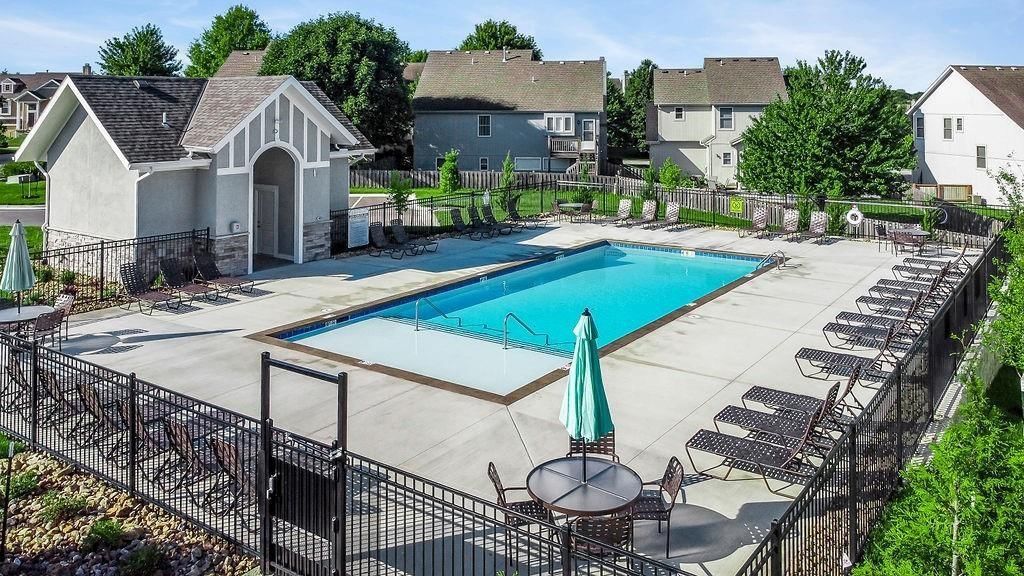 12533 S Hedge Court — photo 59