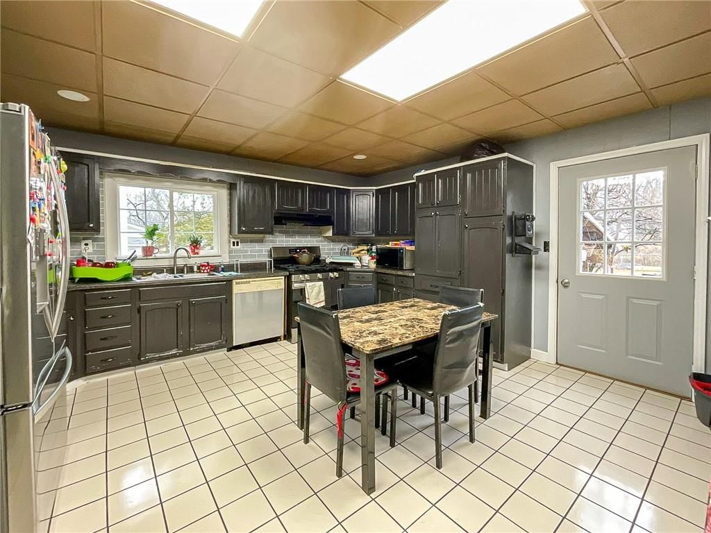 1716 S Beacon Avenue — photo 9