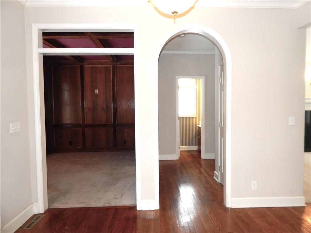 653 BUTTERNUT Court — photo 4