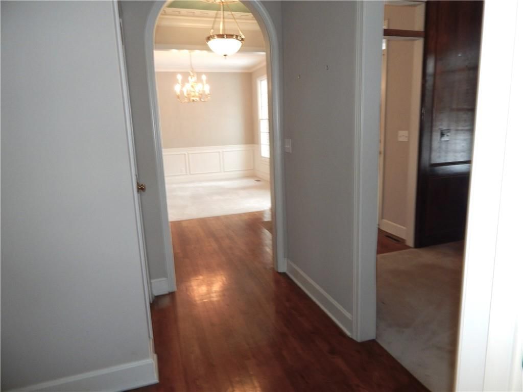 653 BUTTERNUT Court — photo 7