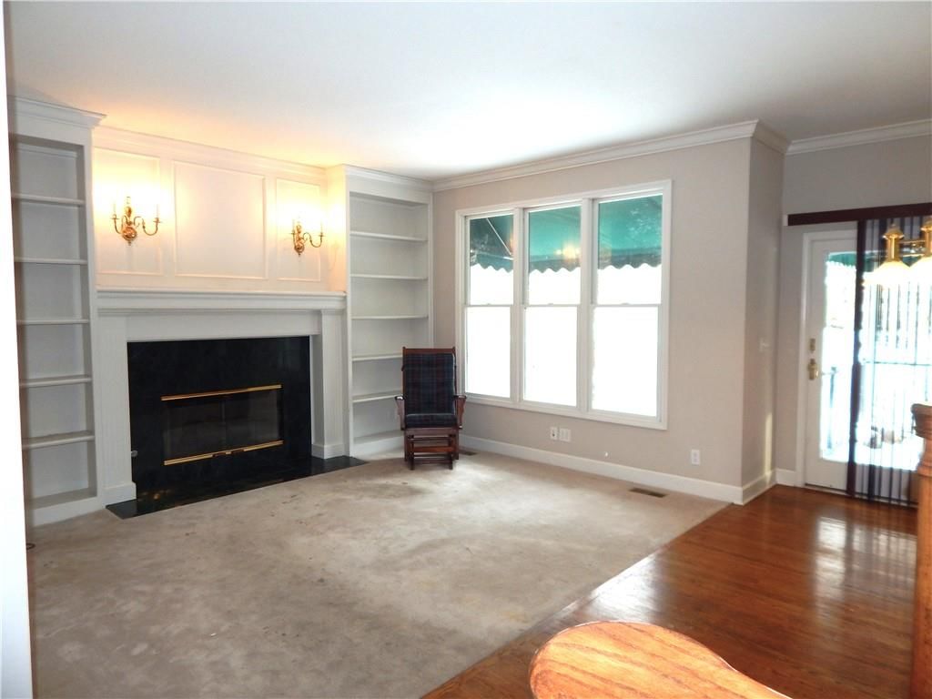 653 BUTTERNUT Court — photo 11
