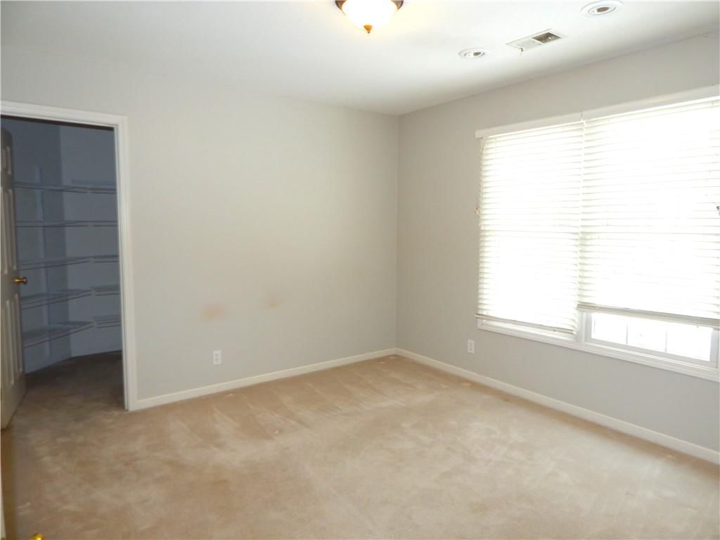 653 BUTTERNUT Court — photo 25
