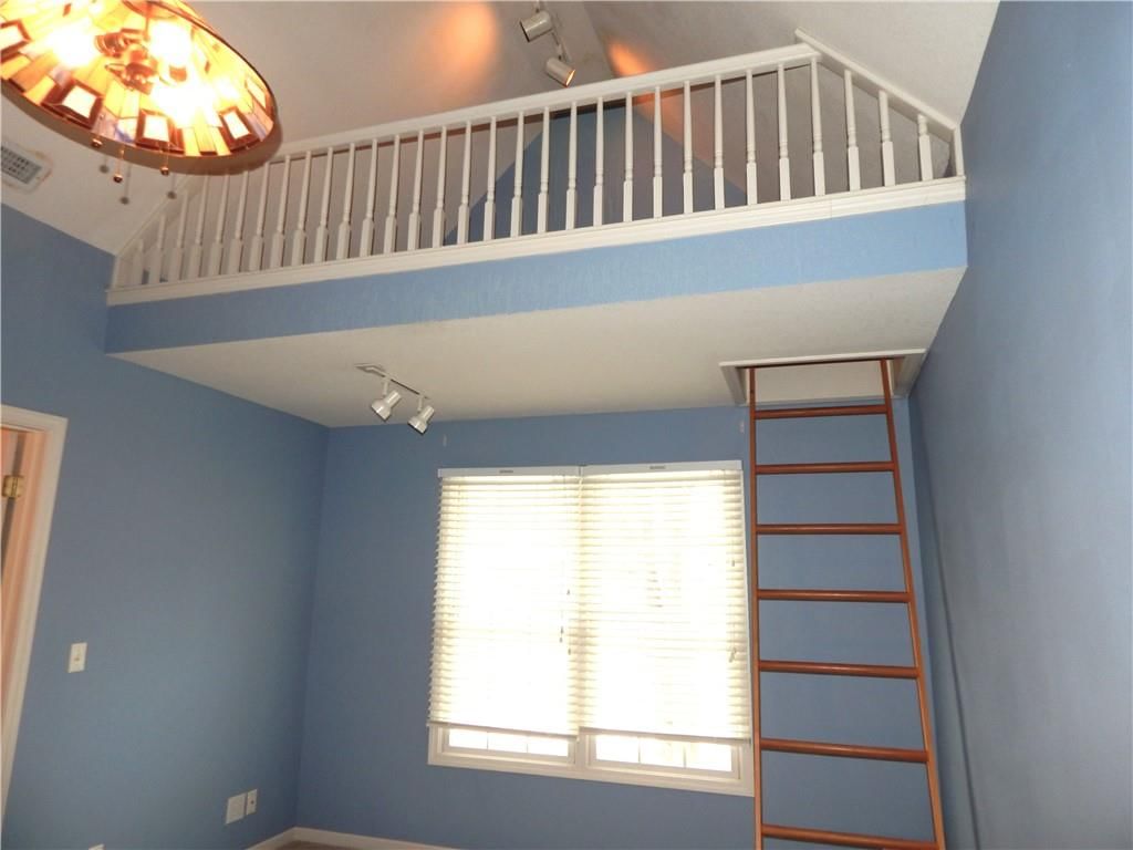 653 BUTTERNUT Court — photo 27