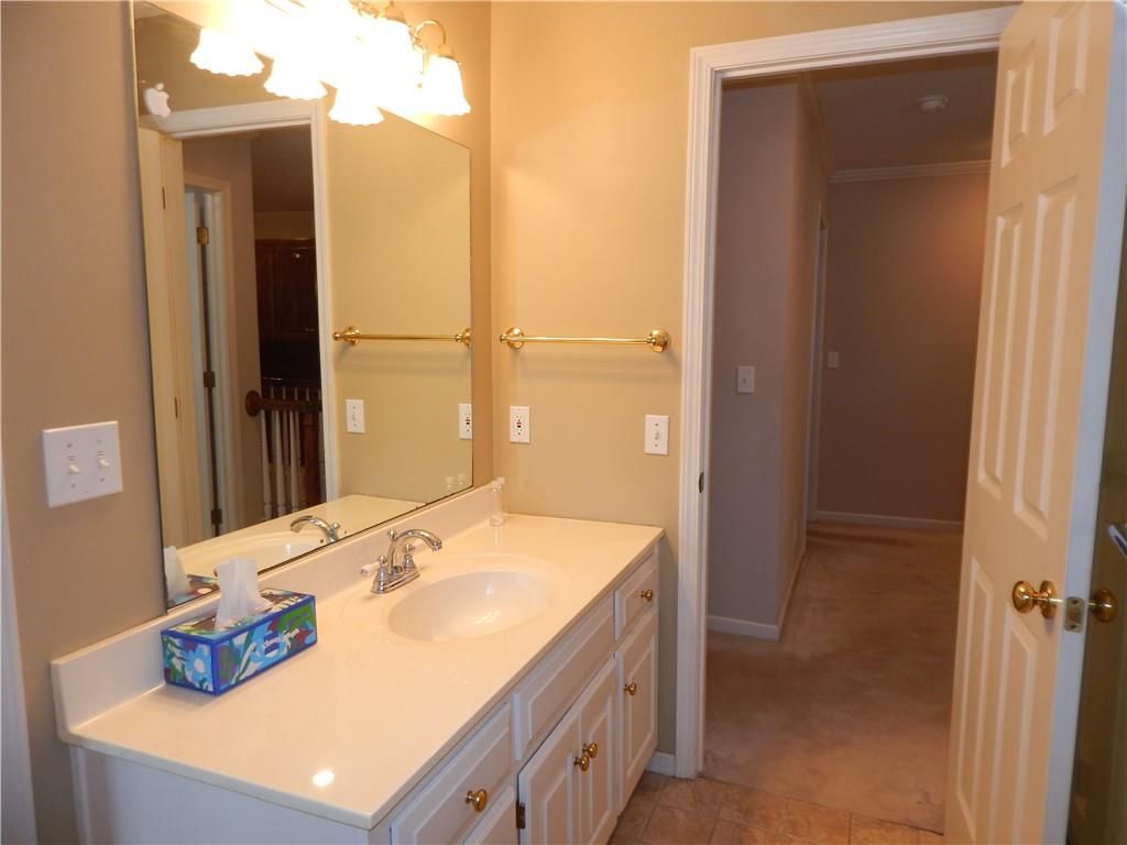653 BUTTERNUT Court — photo 30