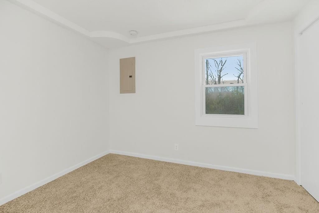 2915 E 77th Terrace — photo 13