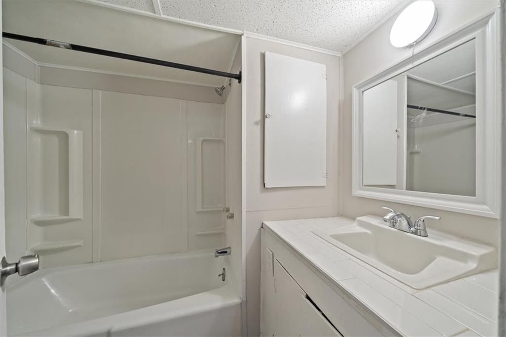 126 S Village Street — photo 12