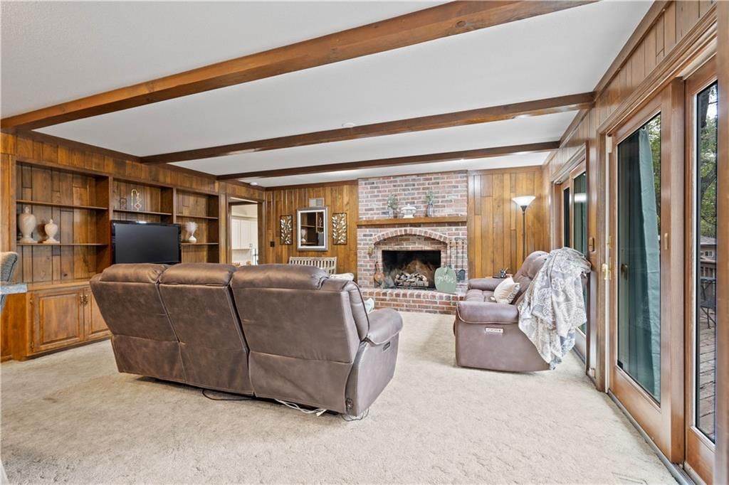 7447 Black Oak Circle — photo 8