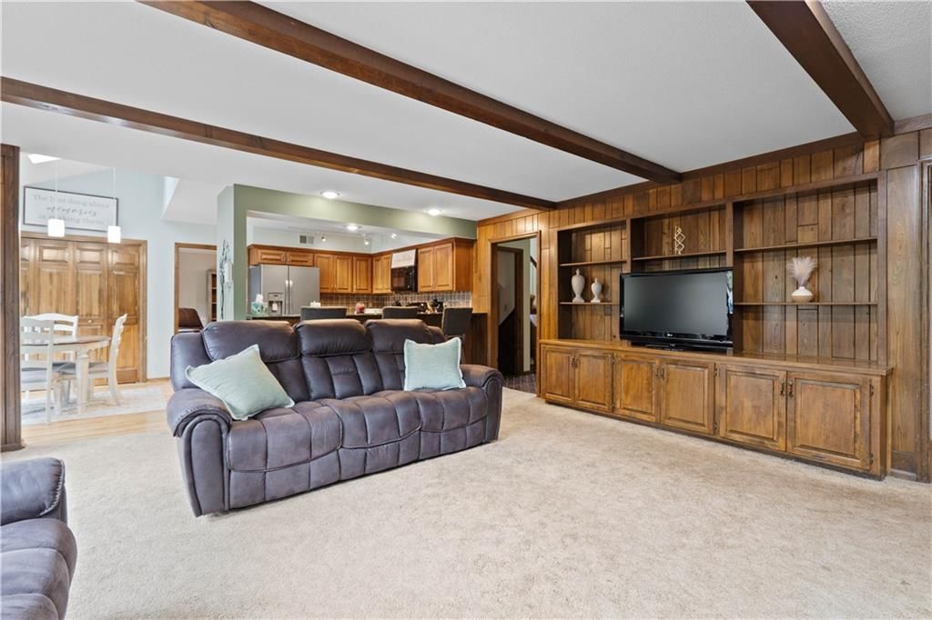 7447 Black Oak Circle — photo 10