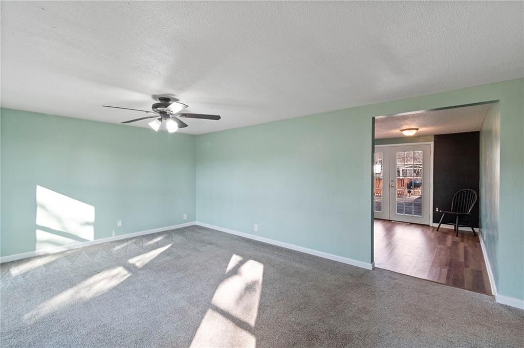 4402 NW 50th Street — photo 4