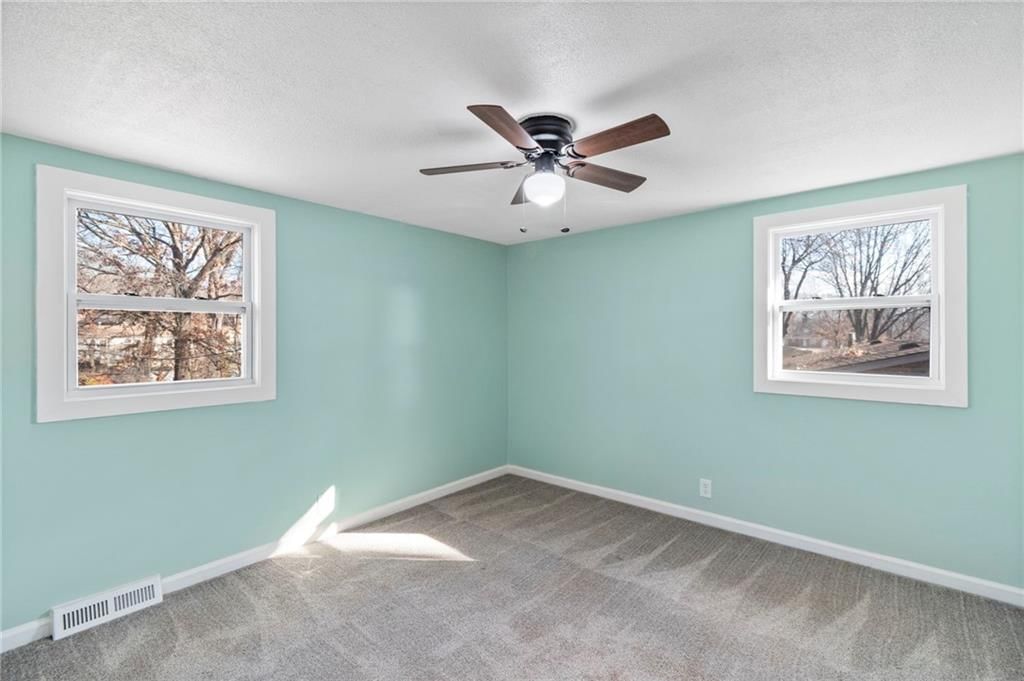 4402 NW 50th Street — photo 12