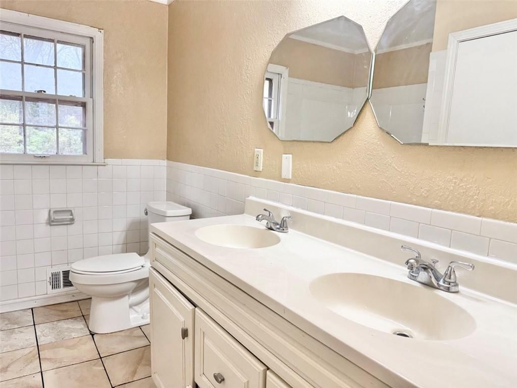 8128 E 74th Street — photo 17