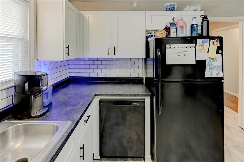 109 NE Orchard Street — photo 14