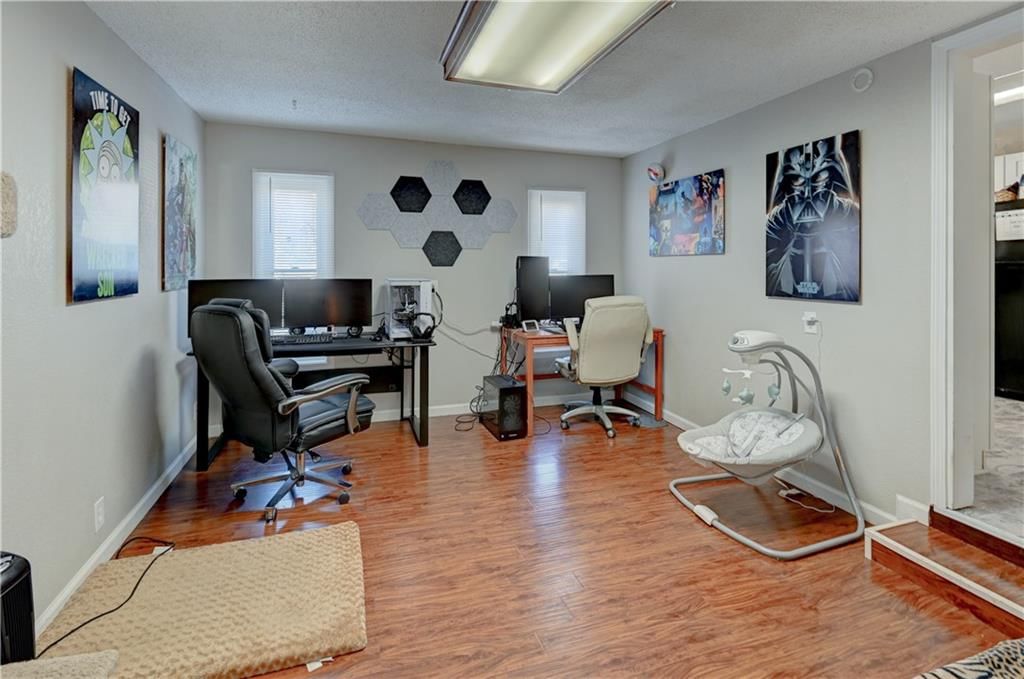 109 NE Orchard Street — photo 18