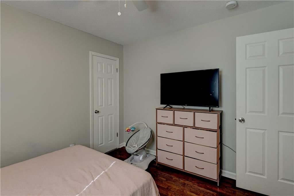 109 NE Orchard Street — photo 23