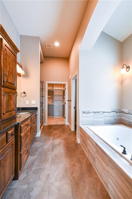 18804 W 99 Street — photo 14