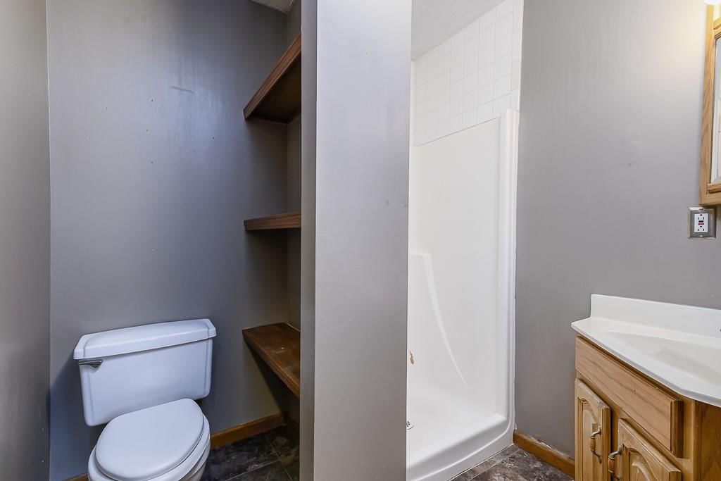 3305 N 157th Street — photo 9