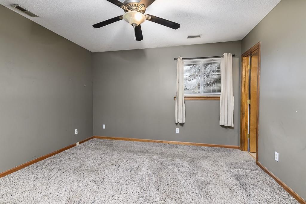 3305 N 157th Street — photo 10