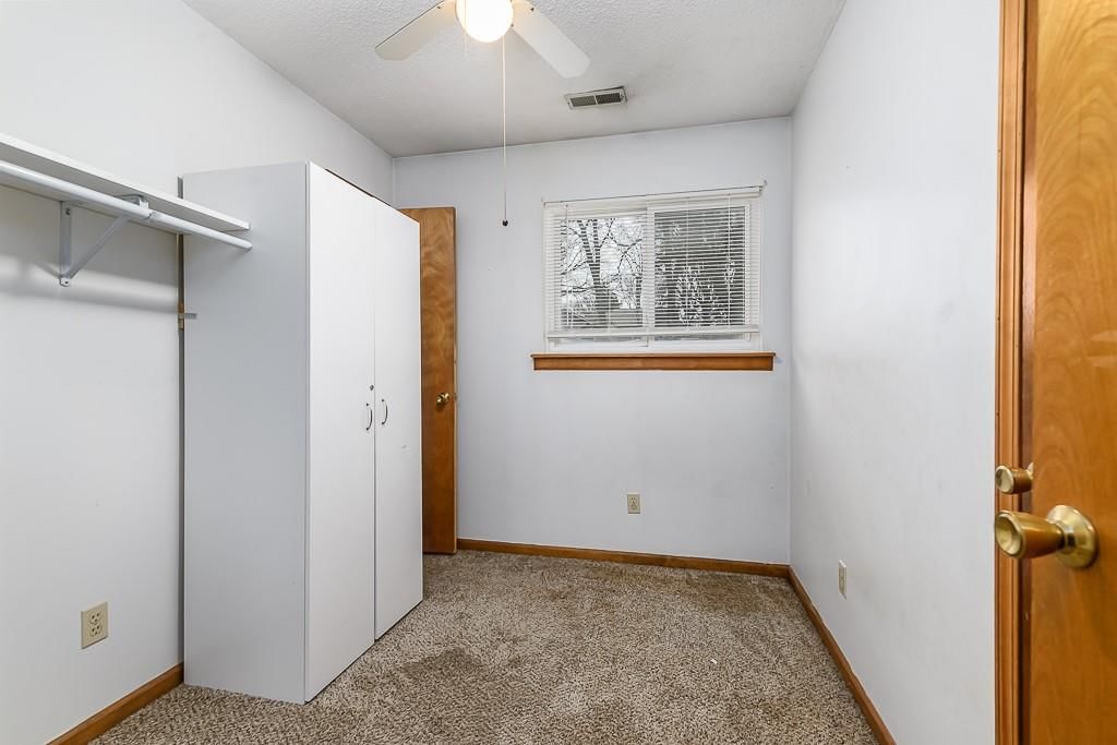 3305 N 157th Street — photo 14