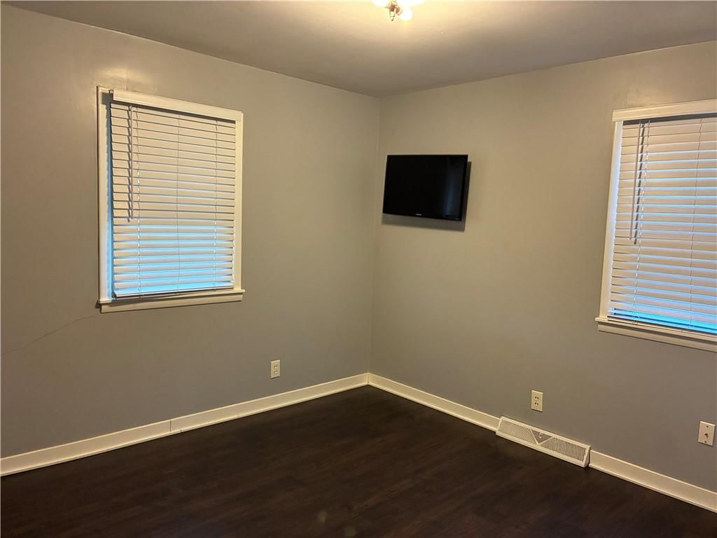 1809 W Main Street — photo 9