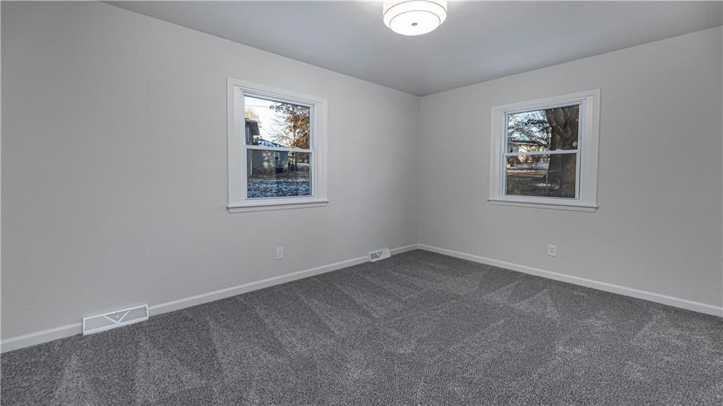 2805 Berry Avenue — photo 12