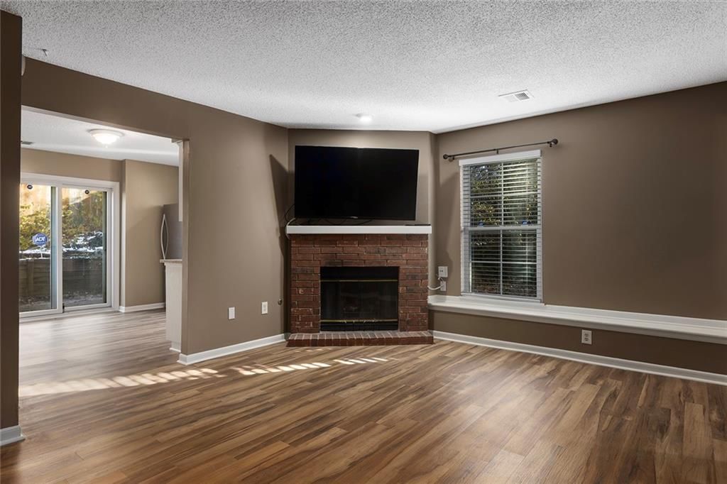 6625 N Cosby Avenue — photo 5