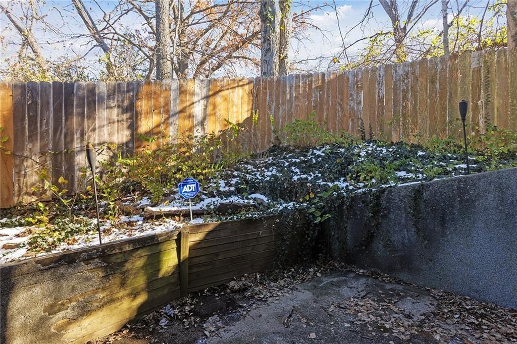 6625 N Cosby Avenue — photo 30