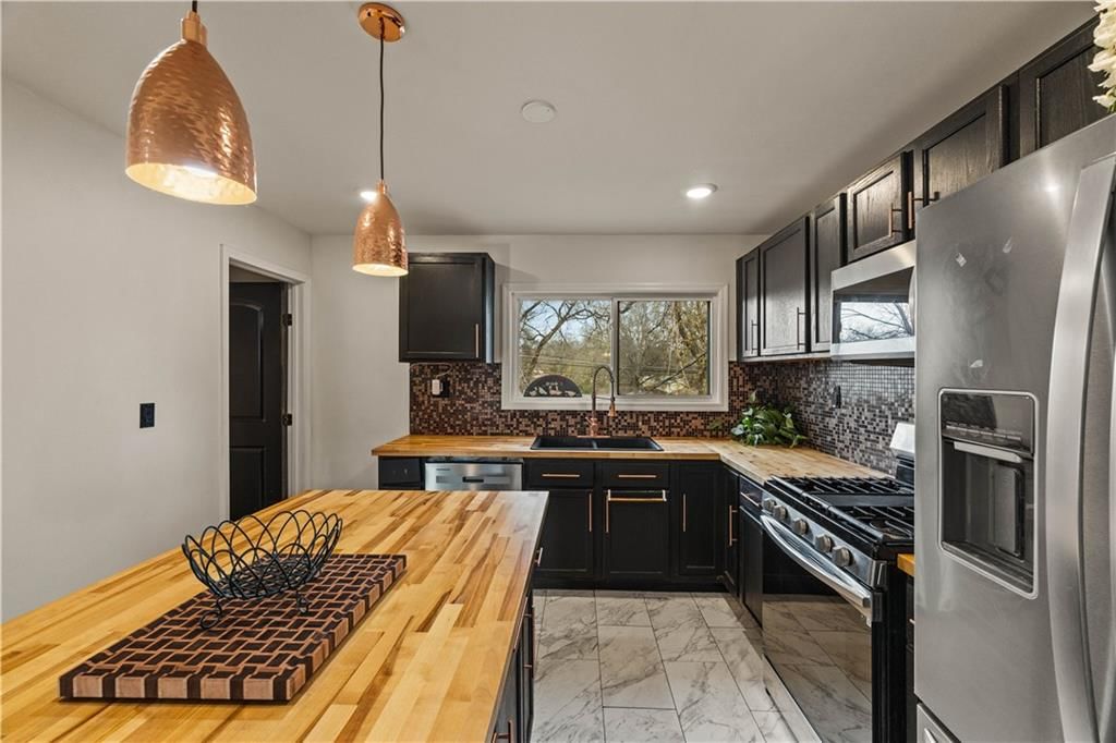 3712 Farrow Avenue — photo 11
