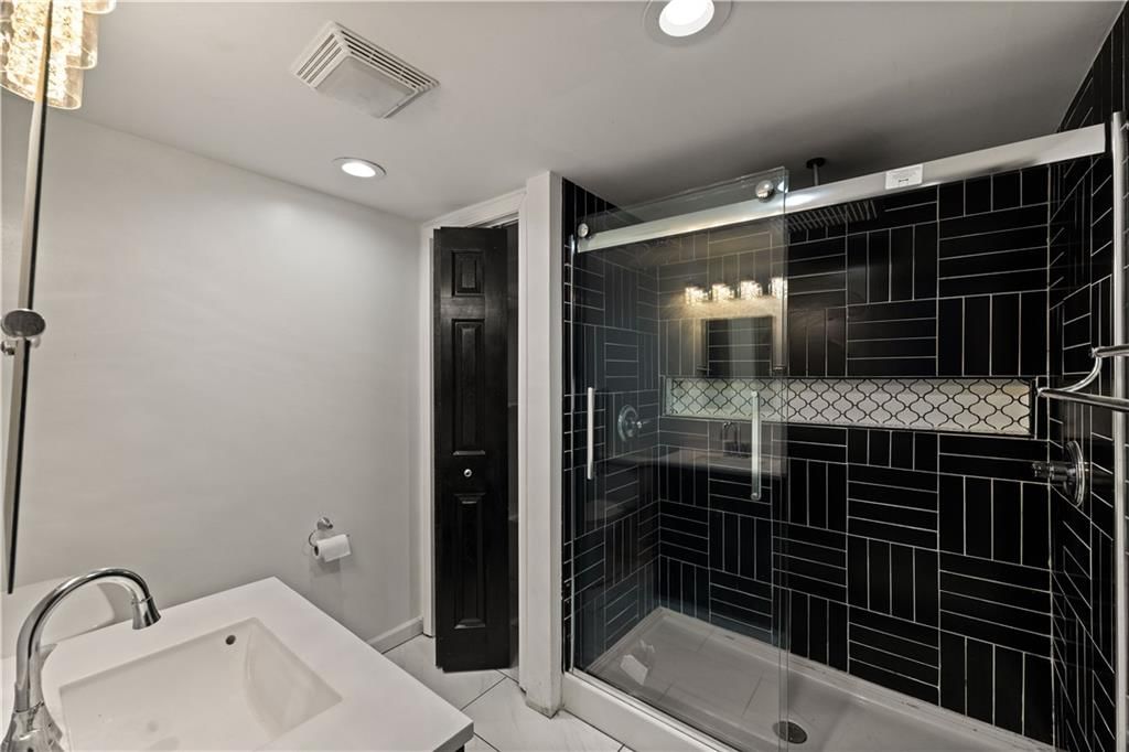 3712 Farrow Avenue — photo 27